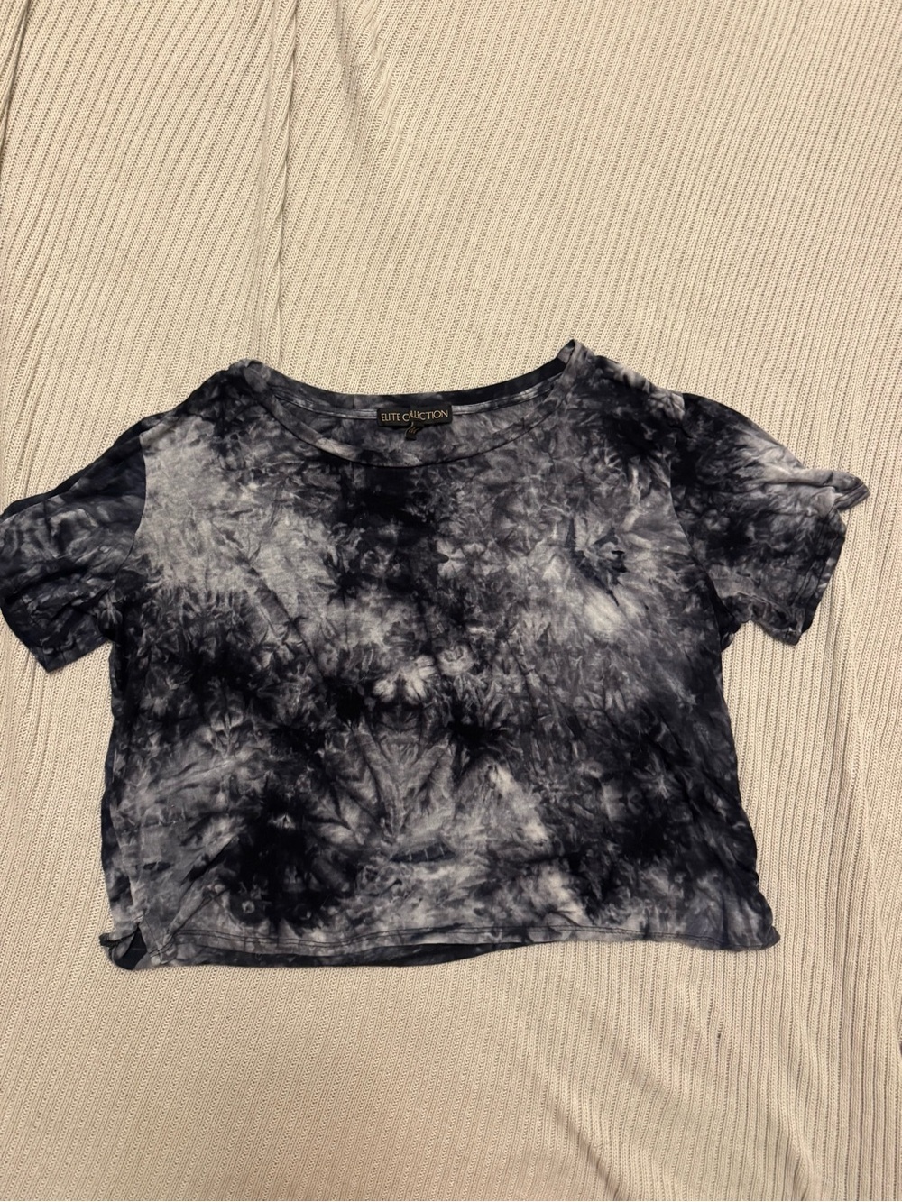 Black & Gray Tie-Dye Crop Top
